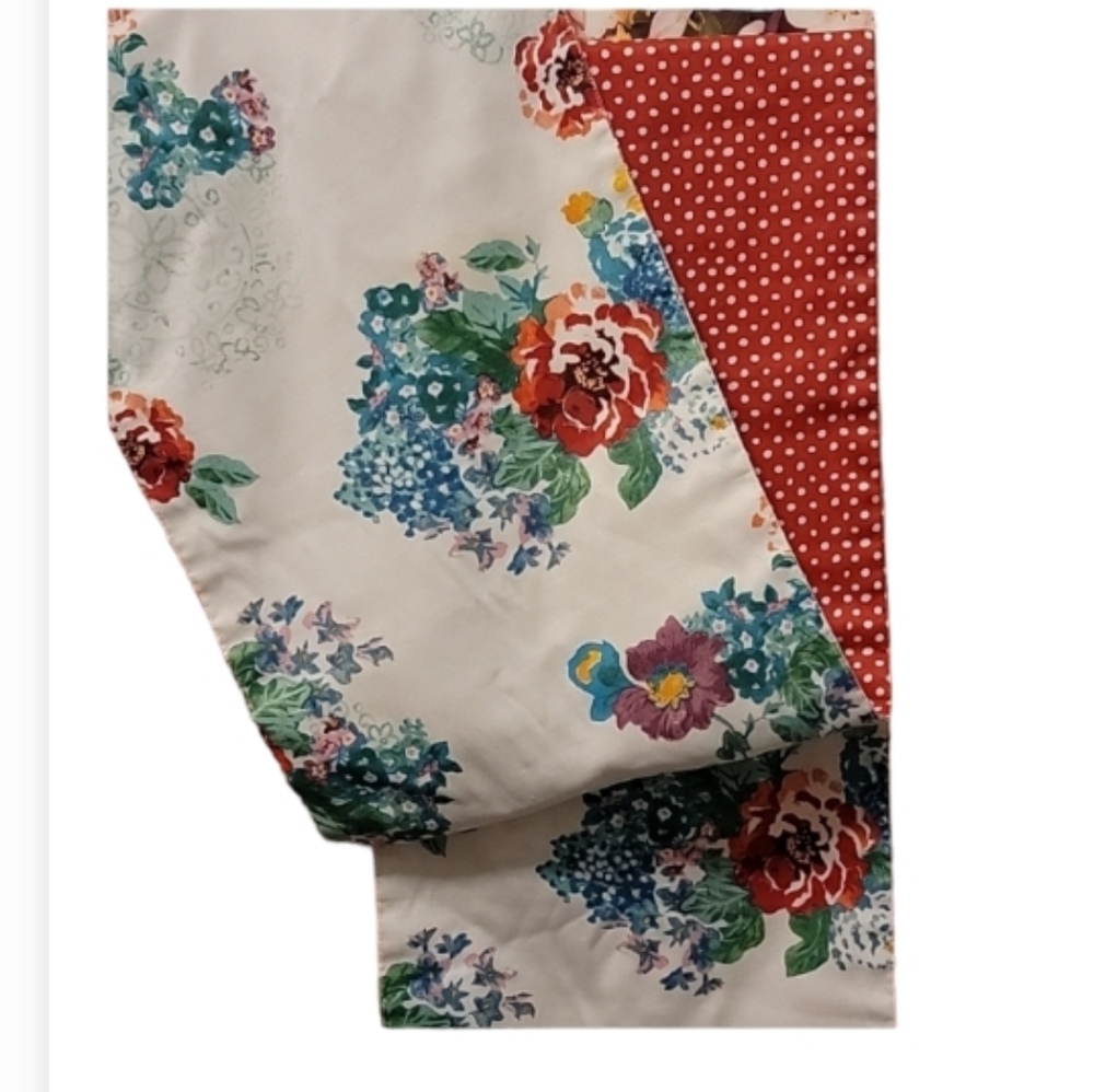 Pioneer Woman Table Runner
